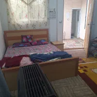 تخت و تشک سالم
