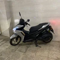 ایروکس۴۰۲ در حد.معاوضه با لاکی ۲۰۰