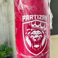 کیسه بوکس و دستکش