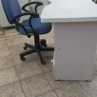 میز کامپیوتر وصندلی گردون