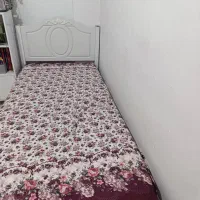 تخت یک نفره