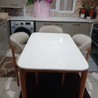 میز ناهارخوری