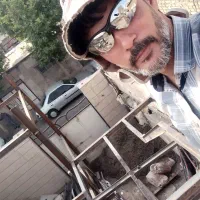 جوشکاری اسکلت کارخلاف در یک روز با دیوار دورش