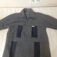 تعدادی لباس و شلوار