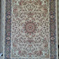 فرش ۱۲۰۰ شانه/کف ساده/ضخیم/نخ ترک|فرش|کاشان, مزرعه نو|دیوار