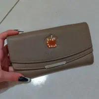 کیف|کیف، کفش، کمربند|پرند, فاز ۲|دیوار
