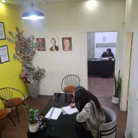 استخدام منشی سالن زیبایی مسلط به سیستم