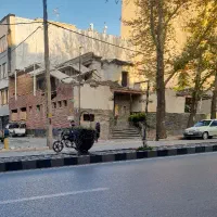 زمین ۲۲۹ متری ، با ۵/۵ ارتفاع  با سند تک برگ،جنوبی