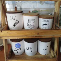 استند با وسایل