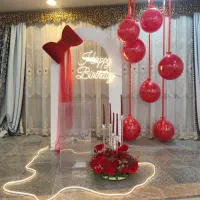 دیزاین مجالس بادکنک آرایی گل آرایی