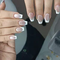 کاشت ناخن  تخفیفی ۲۵۰ شیدینگ ۷۰۰