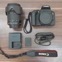 دوربین Canon EOS 750D + لنز 18-135 بسیار تمیز