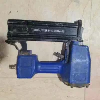 میخکوب پالتی