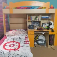 تخت دو طبقه