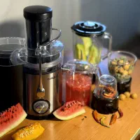 آبمیوه گیری یورولوکس
