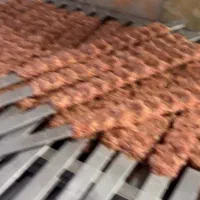 کارگر کبابی شهرستانی  یا مشهدی