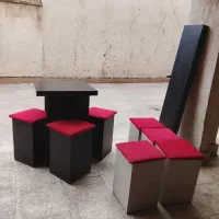 میز و چهارپایه