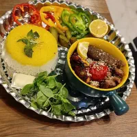 نیروی خانم ۱۸ تا ۴۵سال کمک‌آشپز، سالندار و خدمات