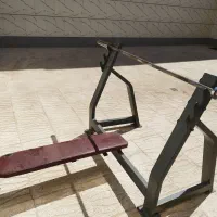 میز پرس سینه با هالتر