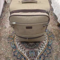 یک عدد چمدان