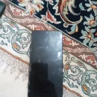 گوشی A10s سالم  فقط دکمه خاموش روشن و شیشیه شکسته