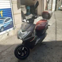 کویر موتور برقی ES8 سالم