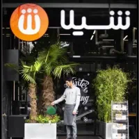 کارگر ساده پیتزا زن ساندویچ زن