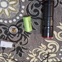 چراغ قوه اسمال سان
