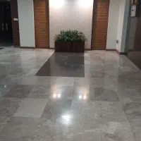واحد ۸۲متری تمیز و شیک