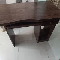 میز کامپیوتر  با کشو