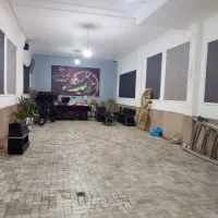 مغازه تجاری ۱۱۰