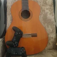 گیتار یاماها c40
