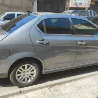 دنا پلاس دنده رنگ خاکستری متالیک
