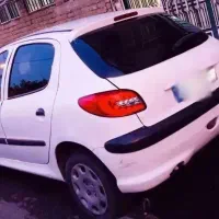 206سفید