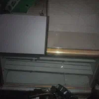 یخچال و یک عدد سنگ روغنی