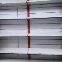 قفسه دست دوم مغازه