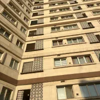 نگهبان بازنشسته ساختمان