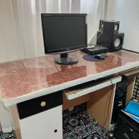 میز کامپیوتر