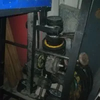 وزنه و دستگاه پرس سینه