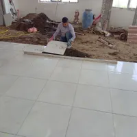 کاشی کار و سرامیک کار
