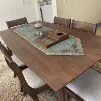 میز غذاخوری
