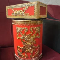جا دستمال کاغذی و سطل خوشرنگ و نو
