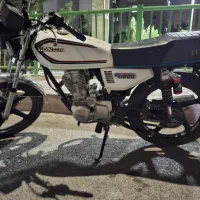 موتورسیکلت 200cc پرواز