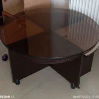 میز و ۴ گل میز