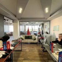 اجاره اداری ۴۰۰متری  فلت شمال بلوار‌کاج(ویلایی)