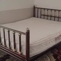 تخت خواب دو نفره