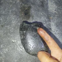 سنگ مرهم باستانی یک کیلویی