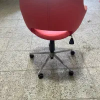 صندلی چرخدار مناسب سالن آرایشی و منزل
