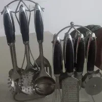 کفگیر و ملاقه و ابزار آشپزخانه