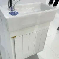 استخدام نقاش و بتونه کار(زیرکارچی) pvc با سابقه